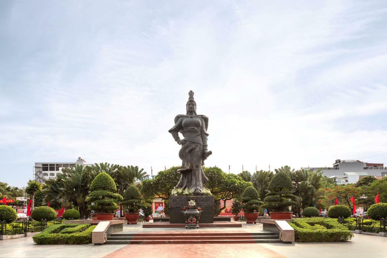 Mercure Hai Phong Exterior photo